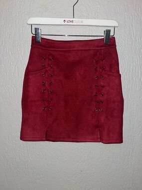 RED SUEDE MINI SKIRT SZ- S